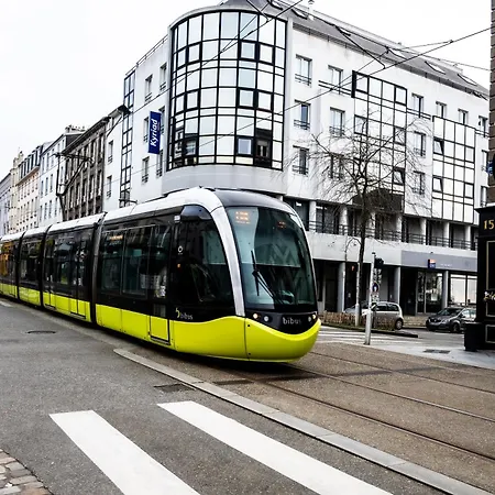 T1 Centre-ville Refait A Neuf *