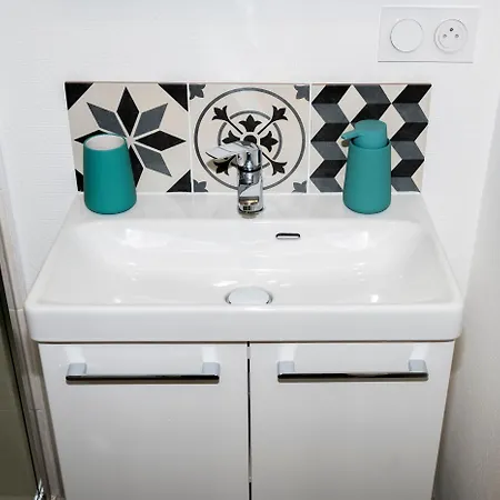 Apartmán T1 Centre-ville Refait A Neuf